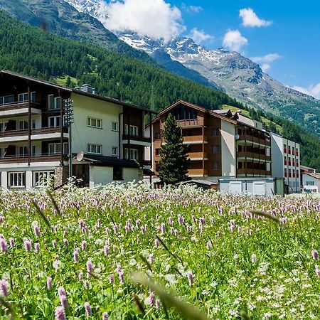 Apartments Atlas Saas-Grund Exterior photo